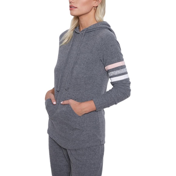 Charcoal Tart Collections Monica Women's Pullover Hoodie Women's Size Sm… - Picture 1 of 7